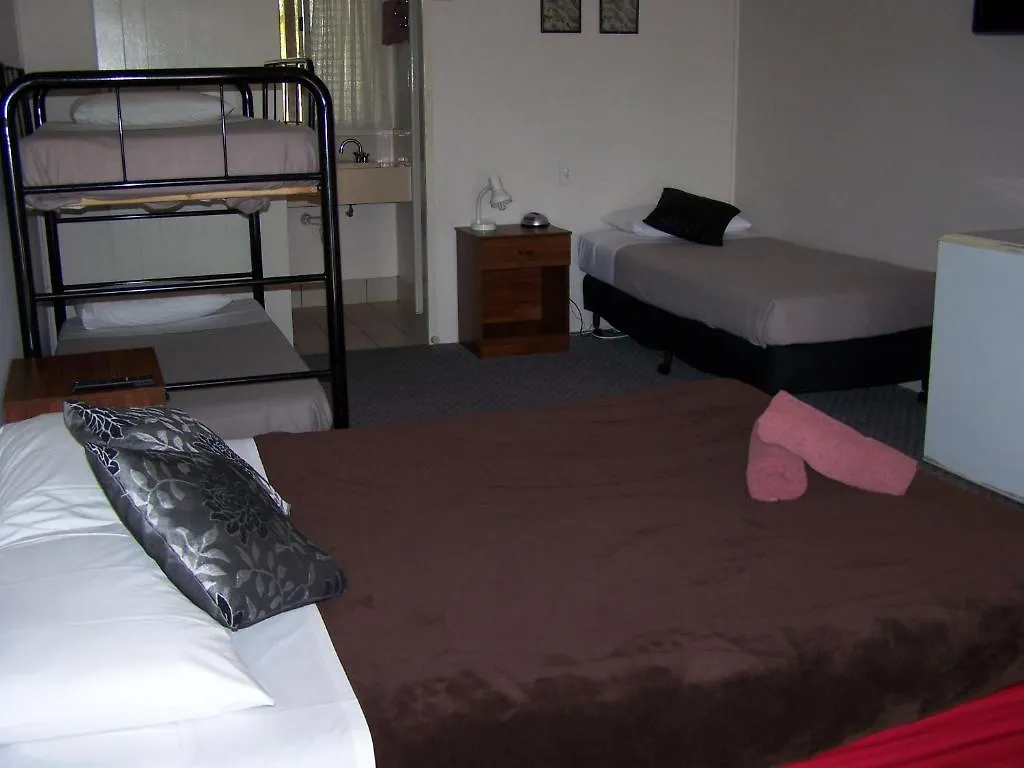 Kalua Motel Bundaberg 3*,  Australia